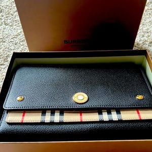 Burberry medium note vintage check and leather crossbody bag